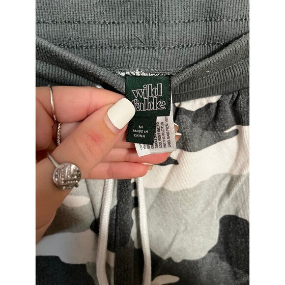 Wild Fable Women’s Joggers - Picture 2 of 4